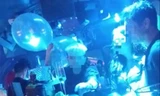 Tình trạng sử dụng bóng cười trong bar ở Hà Nội tái diễn
