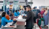 Sắp tăng trần giá vé máy bay 