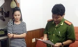 Cơ quan CSĐT Bộ Công an đọc lệnh bắt, khám xét khẩn cấp đối với Trần Thị Hương Giang.