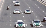 Theo cảnh sát Dubai, việc họ được trang bị dàn siêu xe "khủng" là nhằm tuần tra trên đường cao tốc...