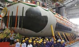 Hôm 6/4/2015, nhà máy đóng tàu Mazagon Docks (Mumbai) đã chính thức hạ thủy tàu ngầm tấn công lớp Scorpene đầu tiên cho Hải quân Ấn Độ, mang tên INS Kalvari (S50).