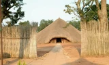 Nằm trên một sườn đồi ở tỉnh Kasubi, Uganda, khu lăng mộ Bungada là nơi yên nghỉ của bốn vị vua trị vì vương quốc Bungada - tiền thân của đất nước Uganda ngày nay.