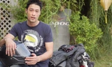 Johnny Trí Nguyễn trong clip chia sẻ kinh nghiệm lái mô tô an toàn.
