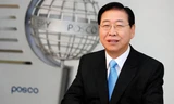 Ông Chung Joon-yang, cựu Chủ tịch POSCO cùng một số lãnh đạo khác của công ty này bị các nhà chức trách Hàn Quốc cấm xuất cảnh để phục vụ điều tra.