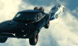 Xe nhảy dù từ máy bay đầy mạo hiểm là cảnh quay thật trong Fast & Furious 7.