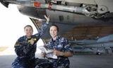 Mê mẩn vẻ đẹp của nữ binh sĩ Không quân Australia