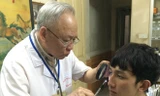 Bác sĩ hơn 20 năm khám bệnh miễn phí ở Hà Nội