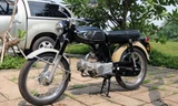 Chiếc Honda SS50 1966 của người chơi xe ở Sài Gòn.