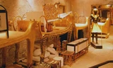 Nhiều người tin rằng lăng mộ của Pharaoh Tutankhamun ẩn chứa lời nguyền bí ẩn. Ảnh: Ancient.