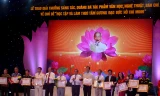 Trao giải thưởng tác phẩm văn học, báo chí về học tập và làm theo tấm gương đạo đức Hồ Chí Minh