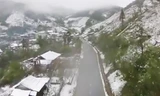 Mãn nhãn ngắm tuyết rơi trắng trời Sapa từ flycam