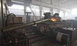 Những hình ảnh sửa chữa xe tăng, xe thiết giáp tại Nhà máy Kiev này vừa được phóng viên tờ báo Ukraine Autoconsulting tiết lộ hôm 27/2/2015.