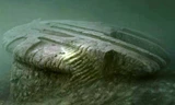 Cận cảnh vật thể lạ dưới đáy đại dương.