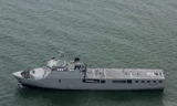 Tàu của hải quân Indonesia tham gia chiến dịch tìm kiếm máy bay QZ8501 tại biển Java ngày 3/1/2015. Ảnh: THX/ TTXVN.