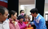Bí thư Thường trực T.Ư Đoàn Nguyễn Ngọc Lương thăm, tặng quà Tết người dân tại Thanh Hóa