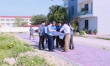 Cơ quan chức năng kiểm tra việc triển khai các dự án tại phường Nam Ngạn, TP Thanh Hóa. Ảnh minh hoạ