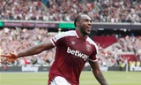 Antonio là người ghi bàn duy nhất giúp West Ham đánh bại Tottenham