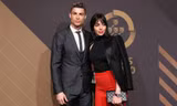Netflix làm phim về hành trình 'vịt hóa thiên nga' của bạn gái Ronaldo 