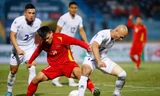 Giảm giá ‘sập sàn’, vé xem ĐT Việt Nam trên đất Philippines vẫn ế 