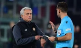 AS Roma không thắng, Mourinho lại đổ tại