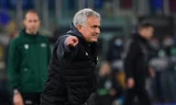 Roma thua trận, Mourinho nói mỉa trọng tài