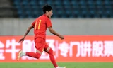 Bị CĐV chỉ trích, tiền đạo tuyển Trung Quốc đáp trả