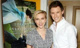 Scarlett Johansson lấy lại dáng chuẩn sau sinh
