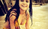 Selena Gomez tung ảnh bikini gợi cảm 'ngó lơ' Justin Bieber