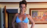 Britney Spears mặc bikini khoe dáng thon gọn