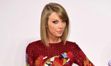 Taylor Swift quyến rũ trên thảm đỏ Jingle Bell Ball
