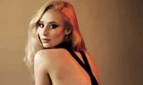 Iggy Azalea thừa nhận phẫu thuật bơm vòng ba