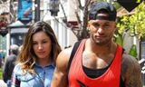 Mỹ nhân Kelly Brook chia tay bạn trai cơ bắp