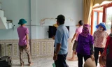Ông Yên sau khi bị chém đã bôi máu lên tường nhà ông Quân.