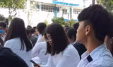 Học sinh được dùng điện thoại trong giờ học, thầy cô khó kiểm soát? 