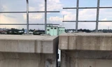 Bê tông đoạn dầm cầu cạn metro bị nứt, vỡ do rơi gối cao su Ảnh: CTV 