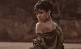 Rihanna “bốc lửa” trên bìa tạp chí Vogue