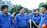 Đồng hành với lực lượng tình nguyện viên hỗ trợ thí sinh thi tốt nghiệp THPT
