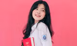 Trương Thu Phương học sinh lớp 12 trường THPT chuyên Ngoại ngữ, trường ĐH Ngoại Ngữ, ĐHQG Hà Nội.