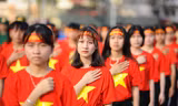 300 sinh viên Quảng Nam biểu diễn xếp hình mừng 50 năm thống nhất đất nước