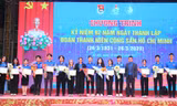Trường ĐH Mở Hà Nội tuyên dương 45 cán bộ Đoàn tiêu biểu, có đóng góp tích cực cho phong trào Đoàn 