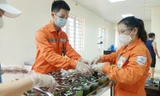 Người thợ điện Thủ đô nấu những suất ăn "nghĩa tình tiếp sức" người khó khăn