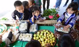 Vinh danh giáo viên trong chương trình 'Chia sẻ cùng thầy cô'