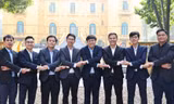 28 tài năng trẻ dâng hương tưởng niệm Chủ tịch Hồ Chí Minh