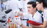 Không thực hiện đối với các ngành thuộc lĩnh vực sức khỏe có cấp chứng chỉ hành nghề. Ảnh minh hoạ
