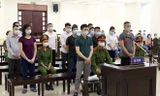 14 bị cáo trong vụ án xảy ra tại Công ty Nhật Cường. 