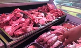 Heo đông lạnh nhập khẩu có giá rẻ hơn heo nóng trong nước đến 60.000 đồng/kg
