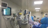3 bệnh nhân COVID-19 rất nặng đang chạy ECMO tại BV Bệnh Nhiệt Đới TPHCM (ảnh: Sở Y tế TP)
