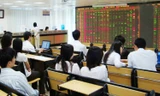 Thị trường chứng khoán Việt Nam tiếp tục khởi sắc
