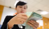 Ảnh hưởng dịch COVID-19, nhiều doanh nghiệp khó khăn nên không thưởng tết (ảnh: U.P, hình minh họa)