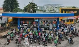 Các đơn vị cung ứng tin rằng tình hình xăng dầu ở TPHCM sẽ trở lại bình thường trong ít ngày tới (ảnh: Phạm Nguyễn).